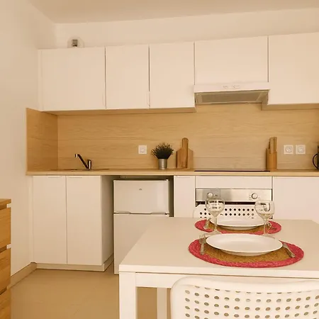 Lägenhet Charming 23 M Near The Sea